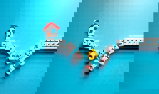 little house with arrow tiles moving toward it