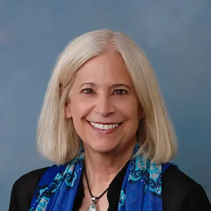 Lucy  Lofrumento Photo